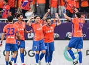 今天下午，中超传来了洛佩斯、山东泰山和上海海港的新消息的简单介绍